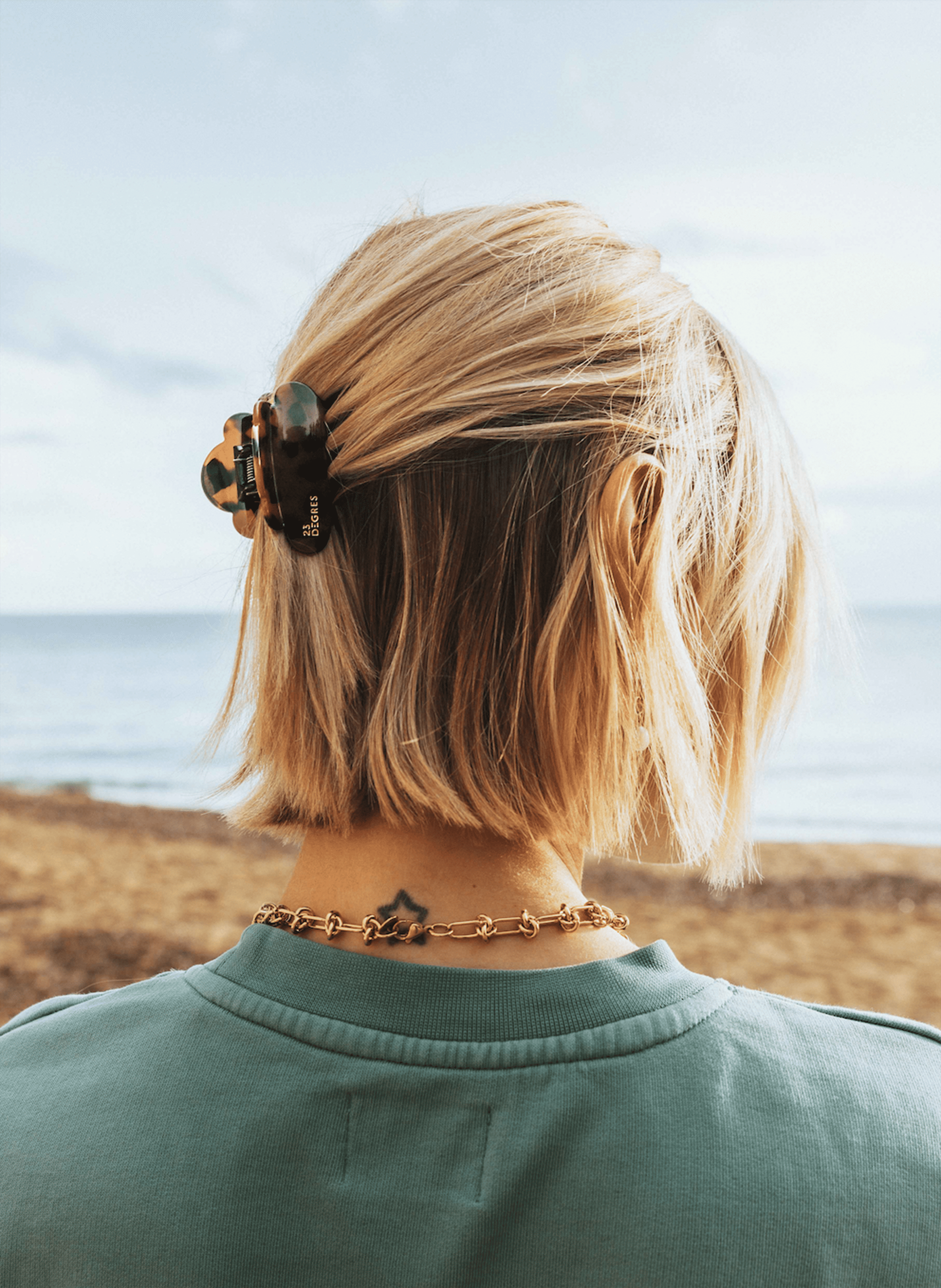 Classic Brown Cloud Hair Clip 23 DEGRES No color