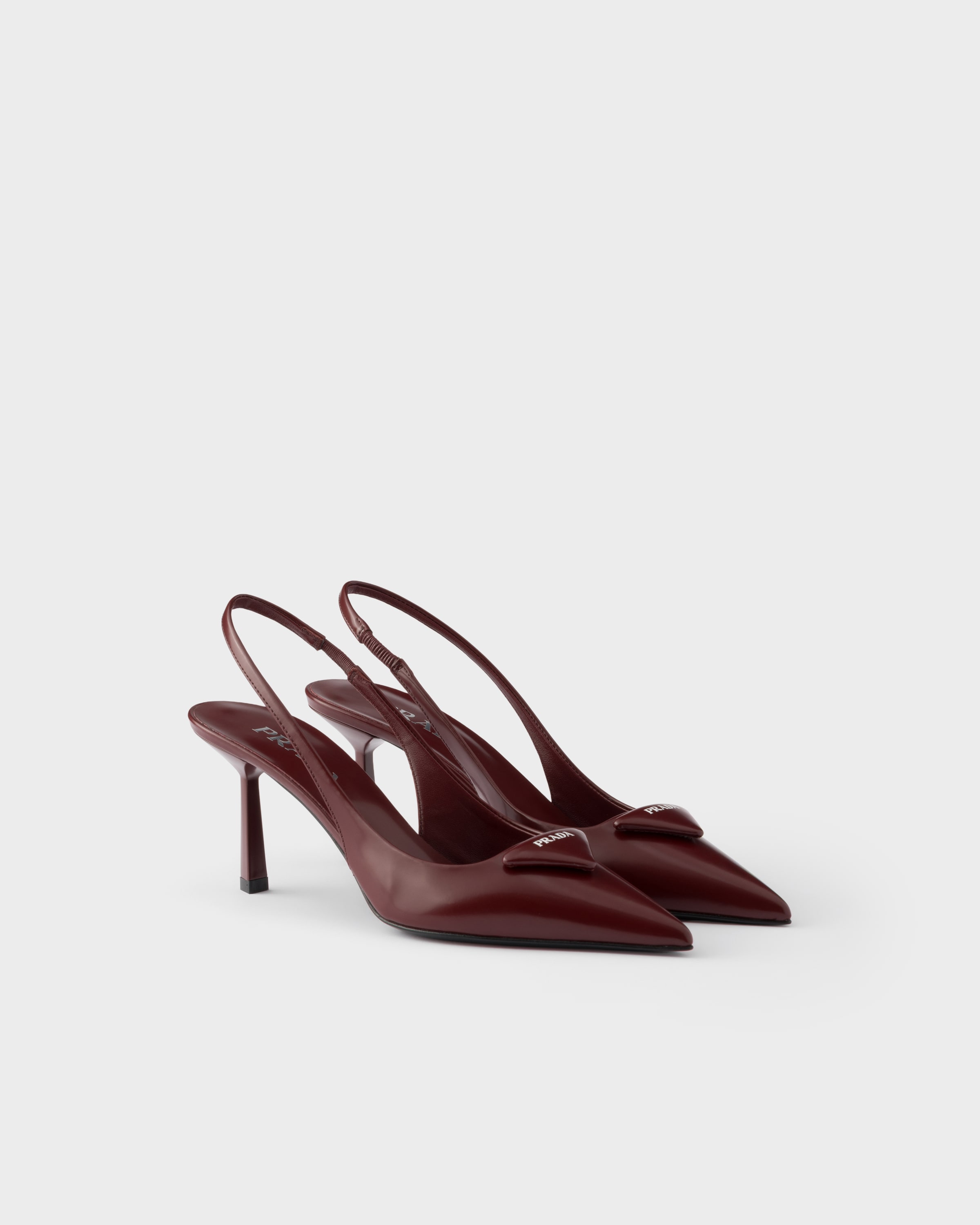 Escarpins à bride arrière en cuir brossé PRADA Rouge