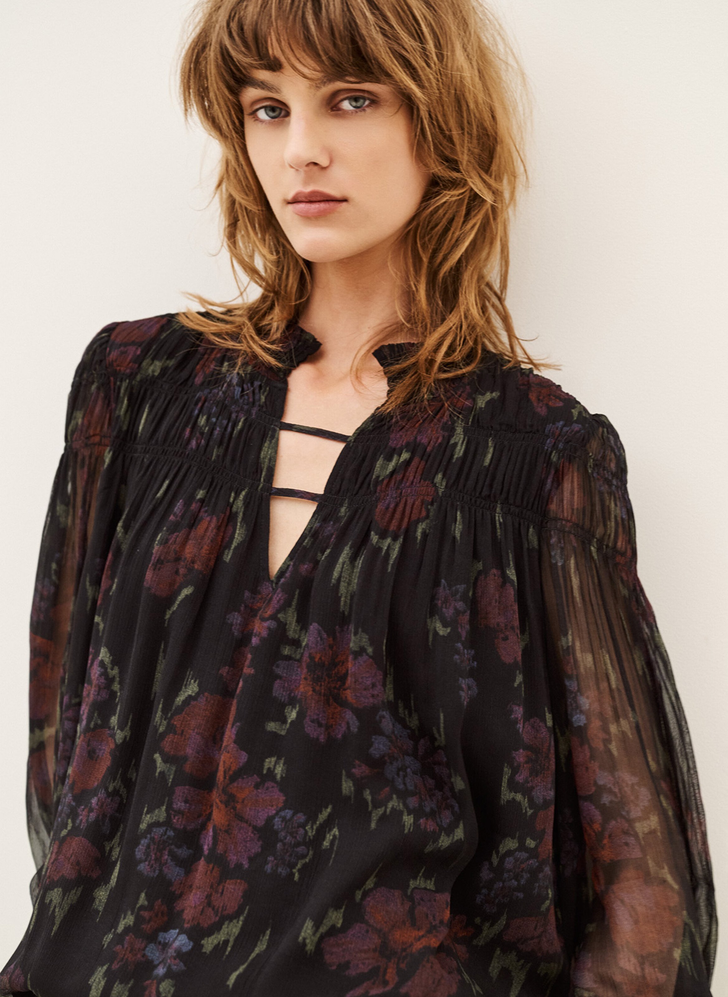 Top ample col v imprimé douce BA&SH Noir