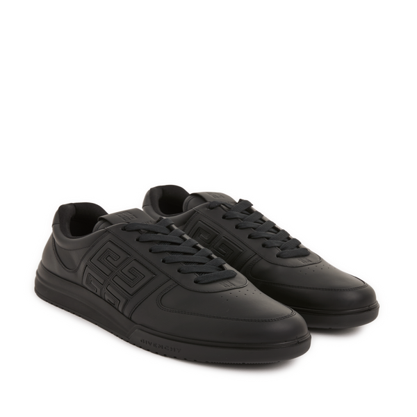 Givenchy G4 Leather Trainers In Black