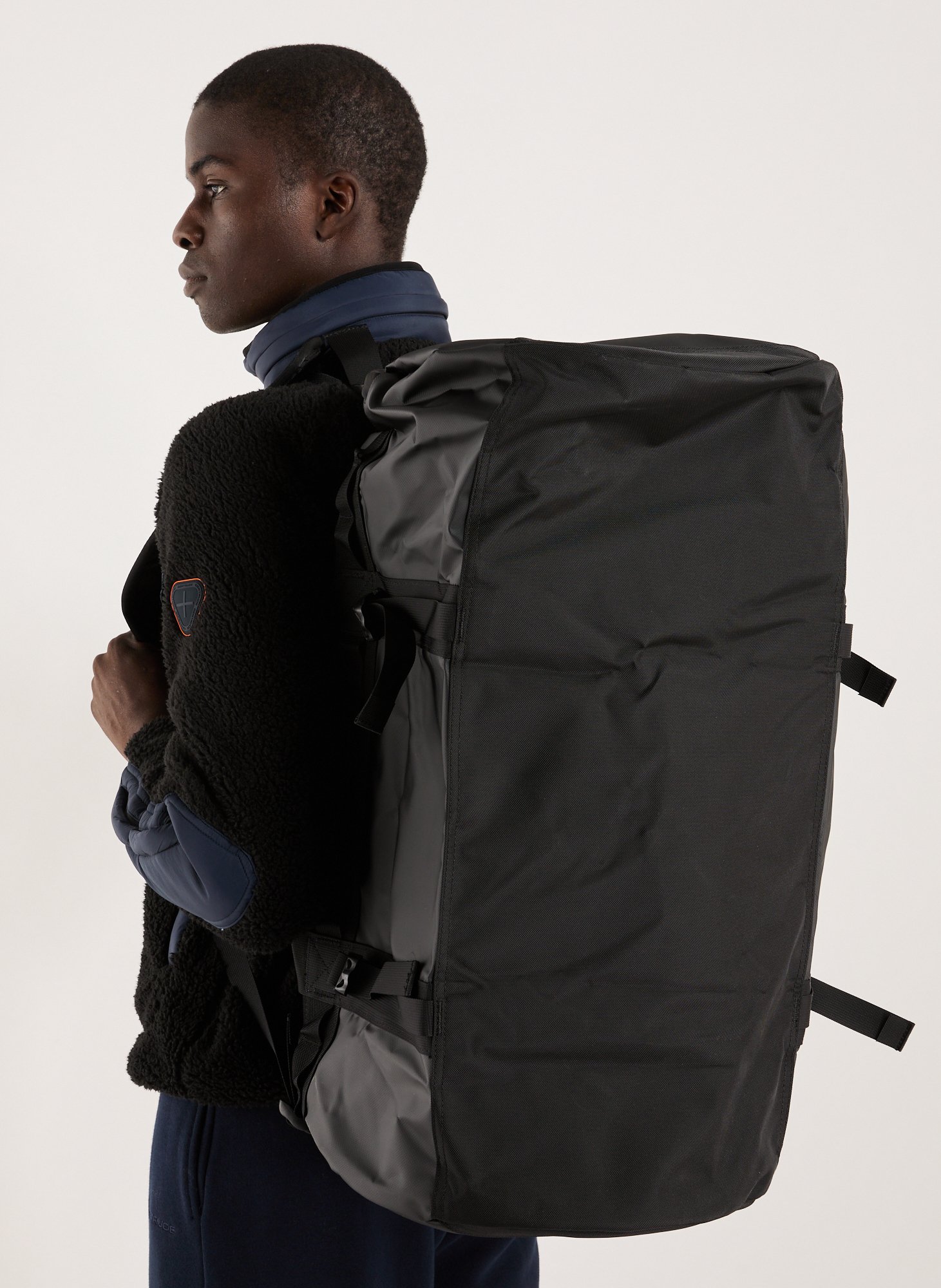 Duffel Base Camp M Travel Bag THE NORTH FACE Black