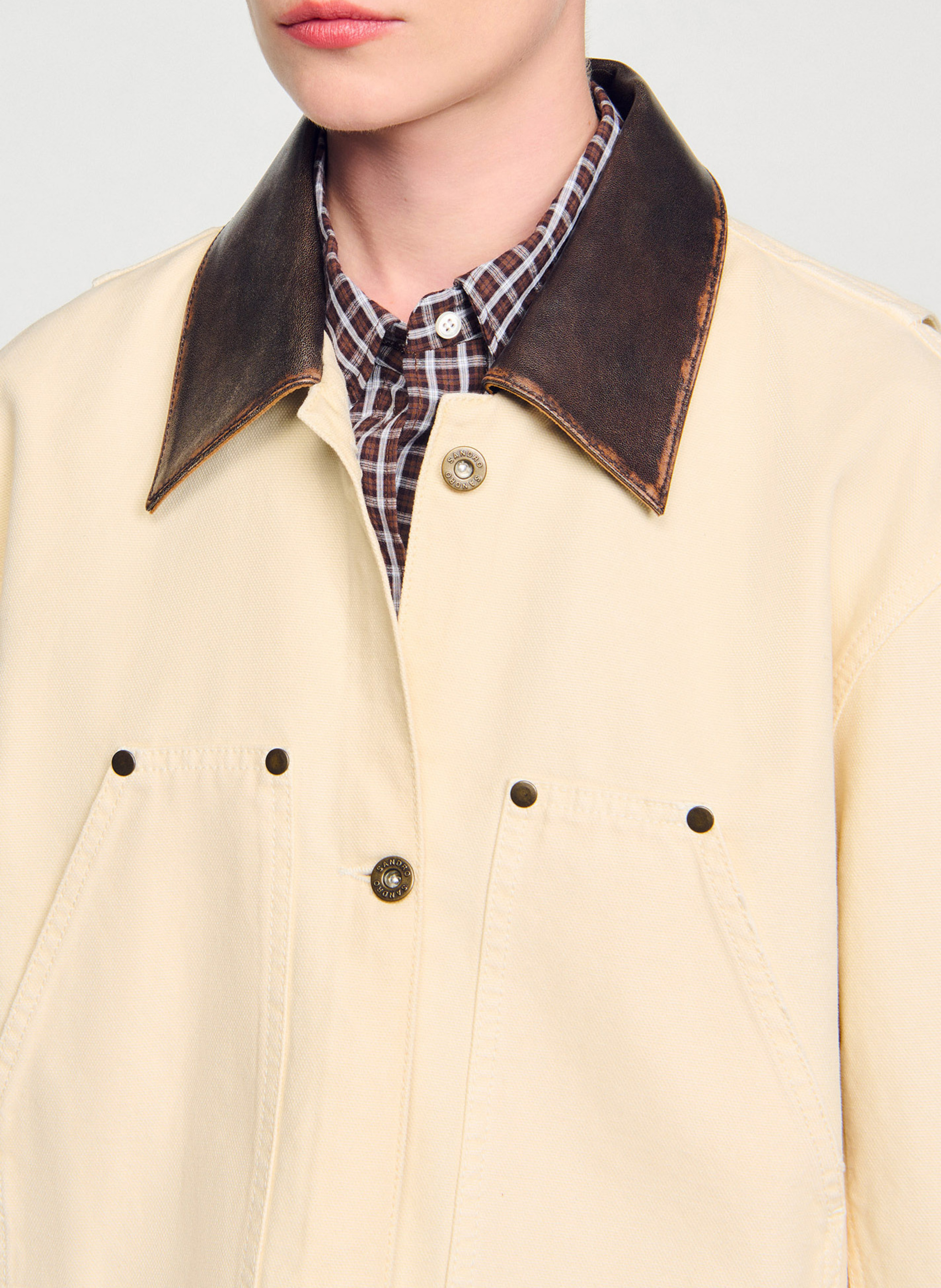 Blouson col classique en cuir SANDRO Beige