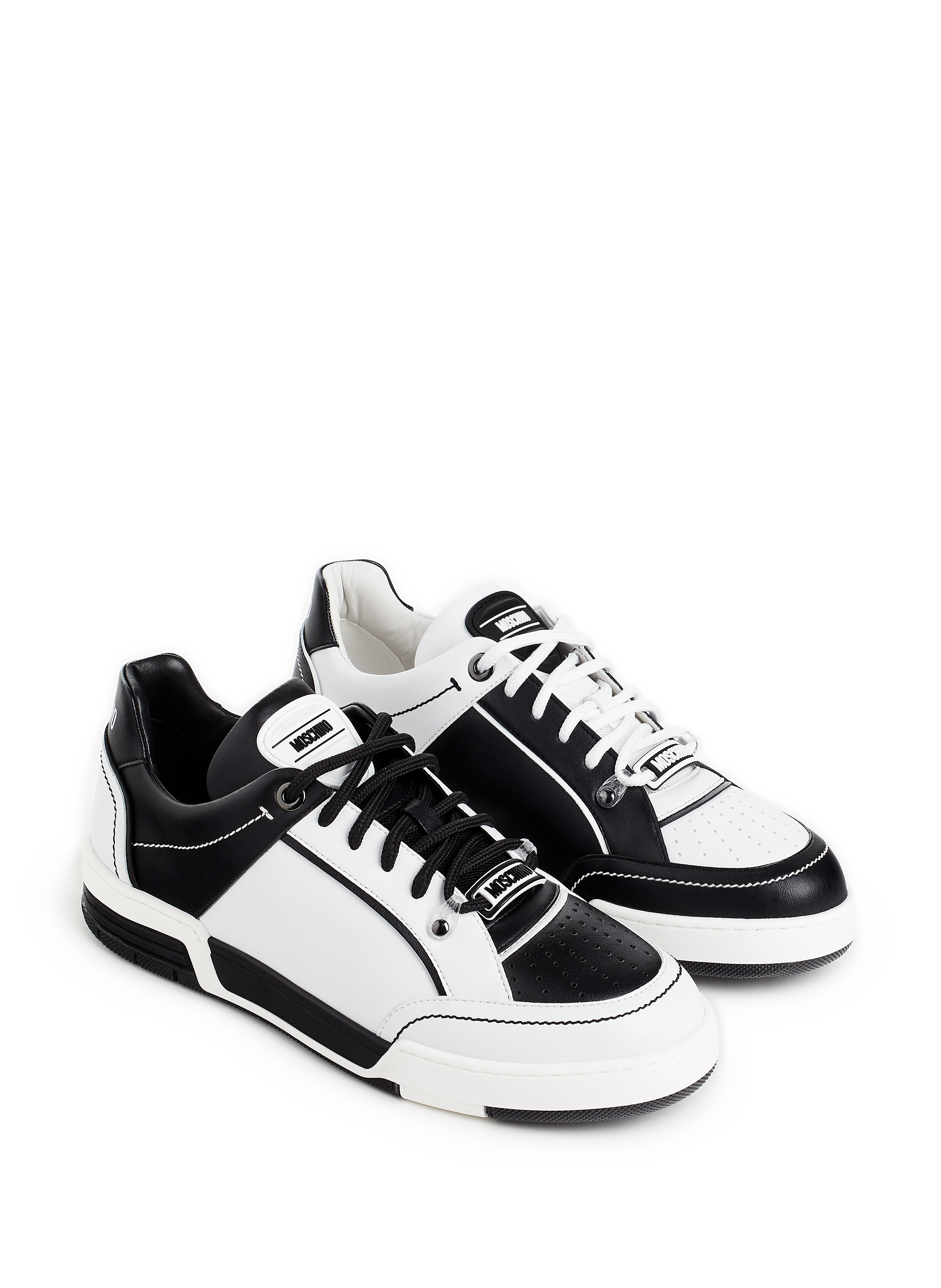 Baskets Love Moschino