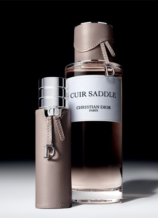  Dior Cuir Saddle parfum, La Collection Privée Dior, parfum cuir Dior Francis Kurkdjian, parfum luxe Dior 2025, flacon couture Saddle Dior