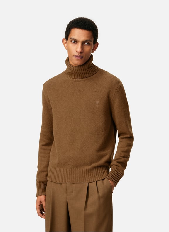 Pull col roulé ami de coeur en cachemire Marron by AMI PARIS AMI PARIS Pull col roulé ami de coeur en cachemire Marron
