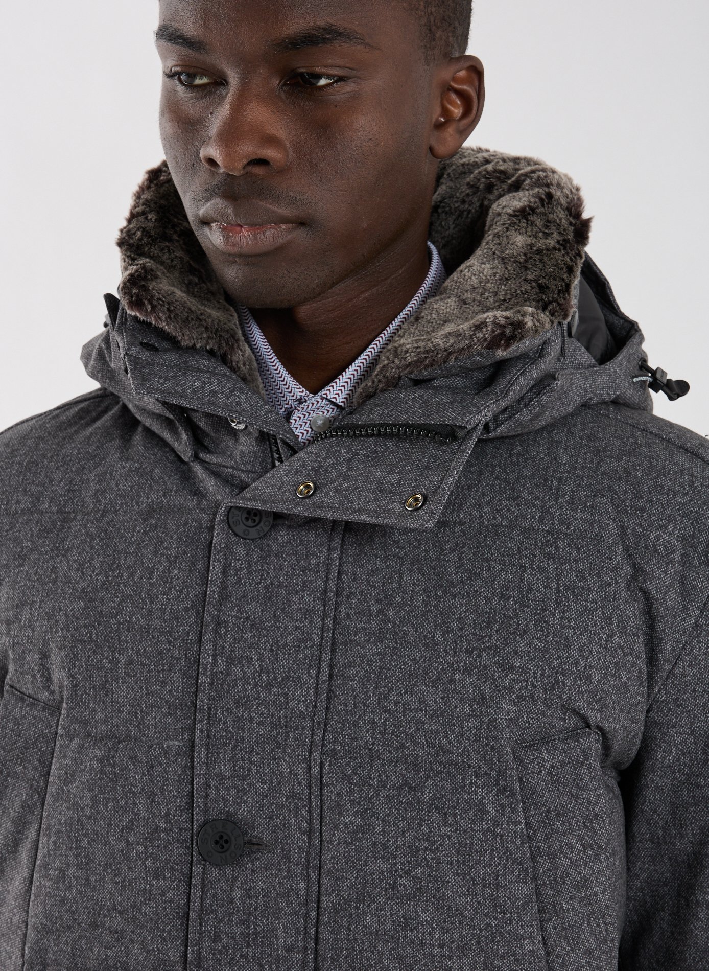 Quilted puffer jacket with hood. STRELLSON Blue