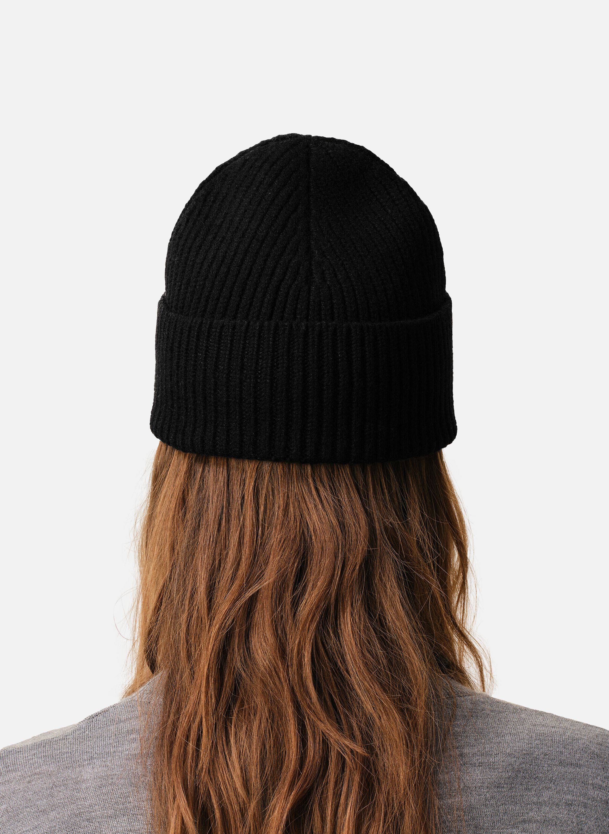 Bonnet ami de coeur rouge unisexe AMI PARIS Noir
