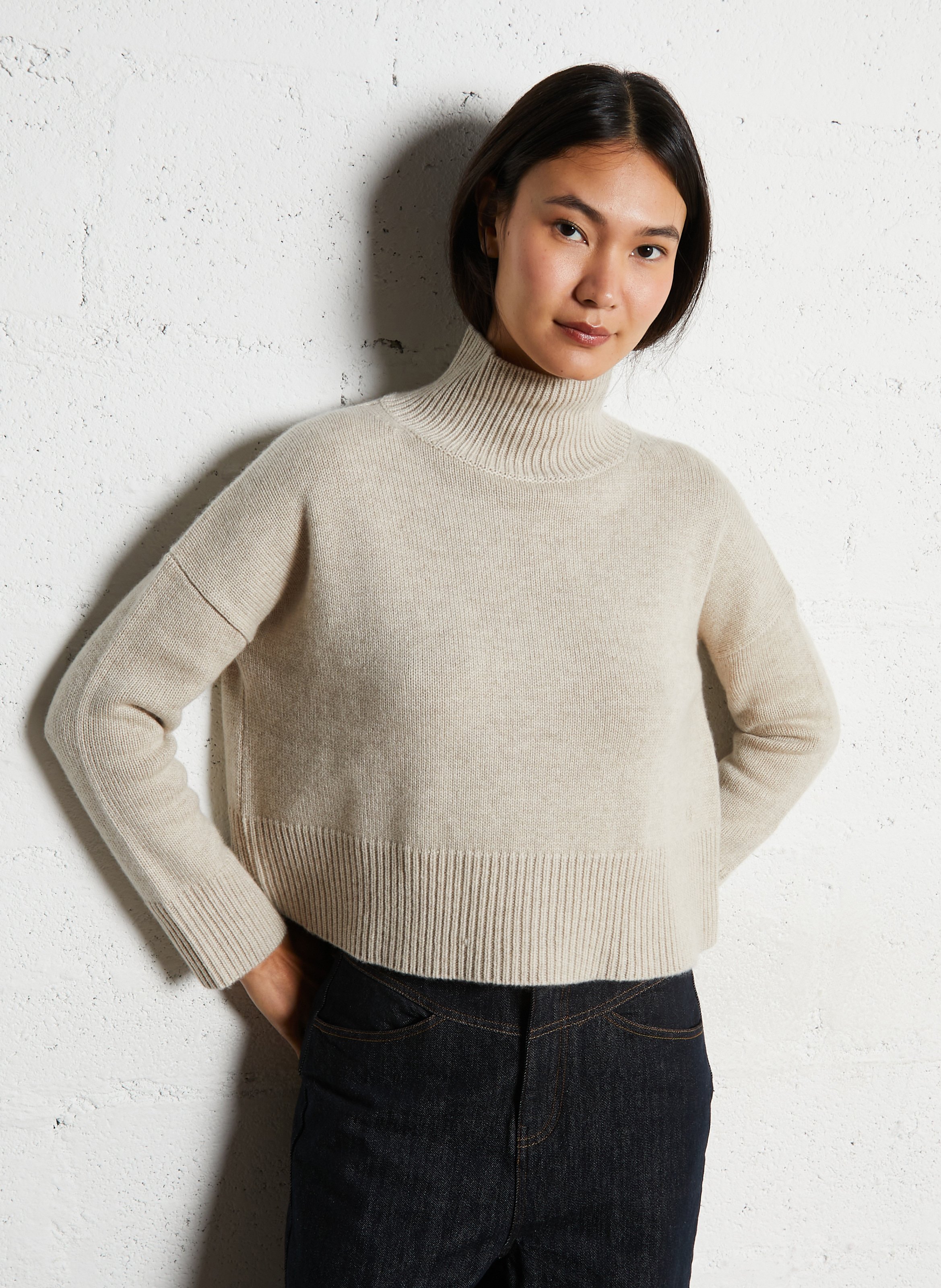 KUJTEN Pull court col montant en cachemire ulla crop Beige