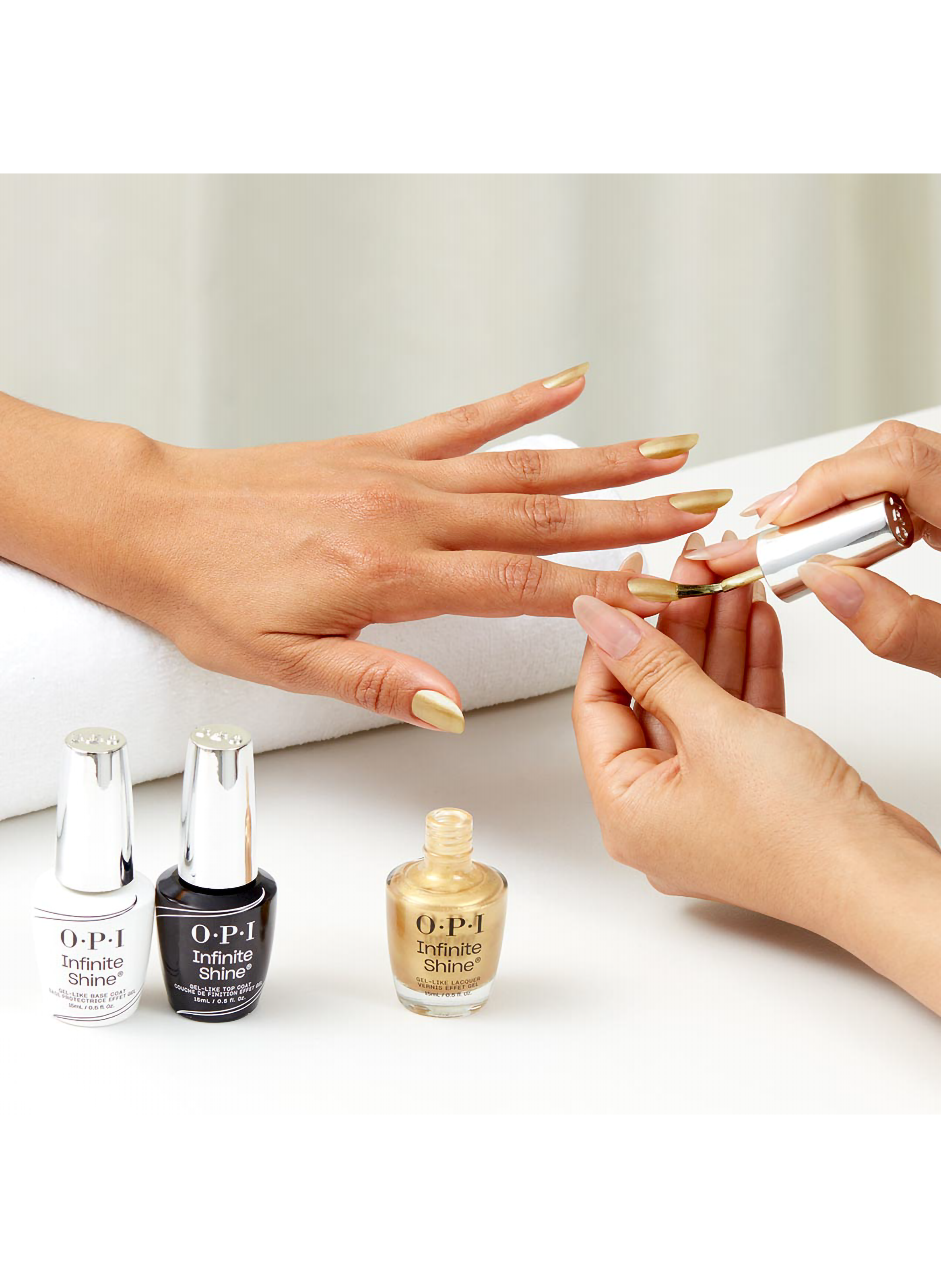 24/7 Carat
Infinite Shine
Long-lasting gel effect nail polish OPI Jaune