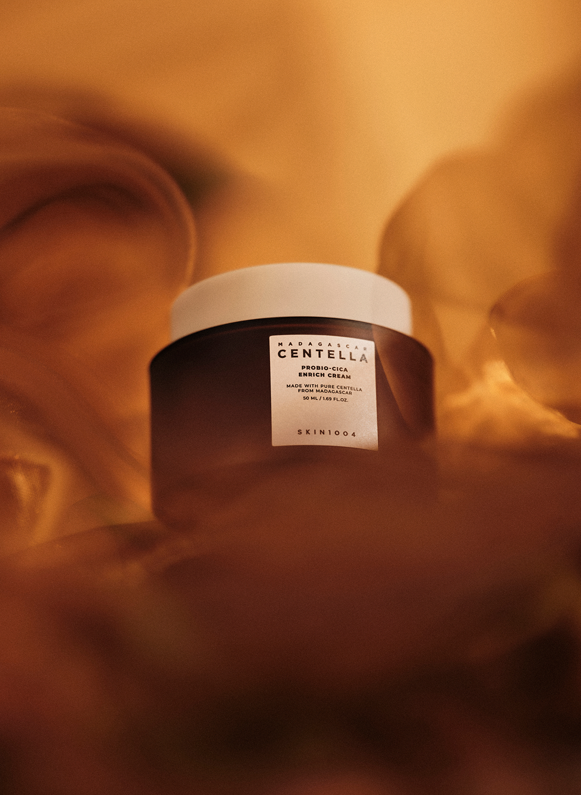 Crème hydratante riche à la centella asiatica et aux probiotiques SKIN1004 No color