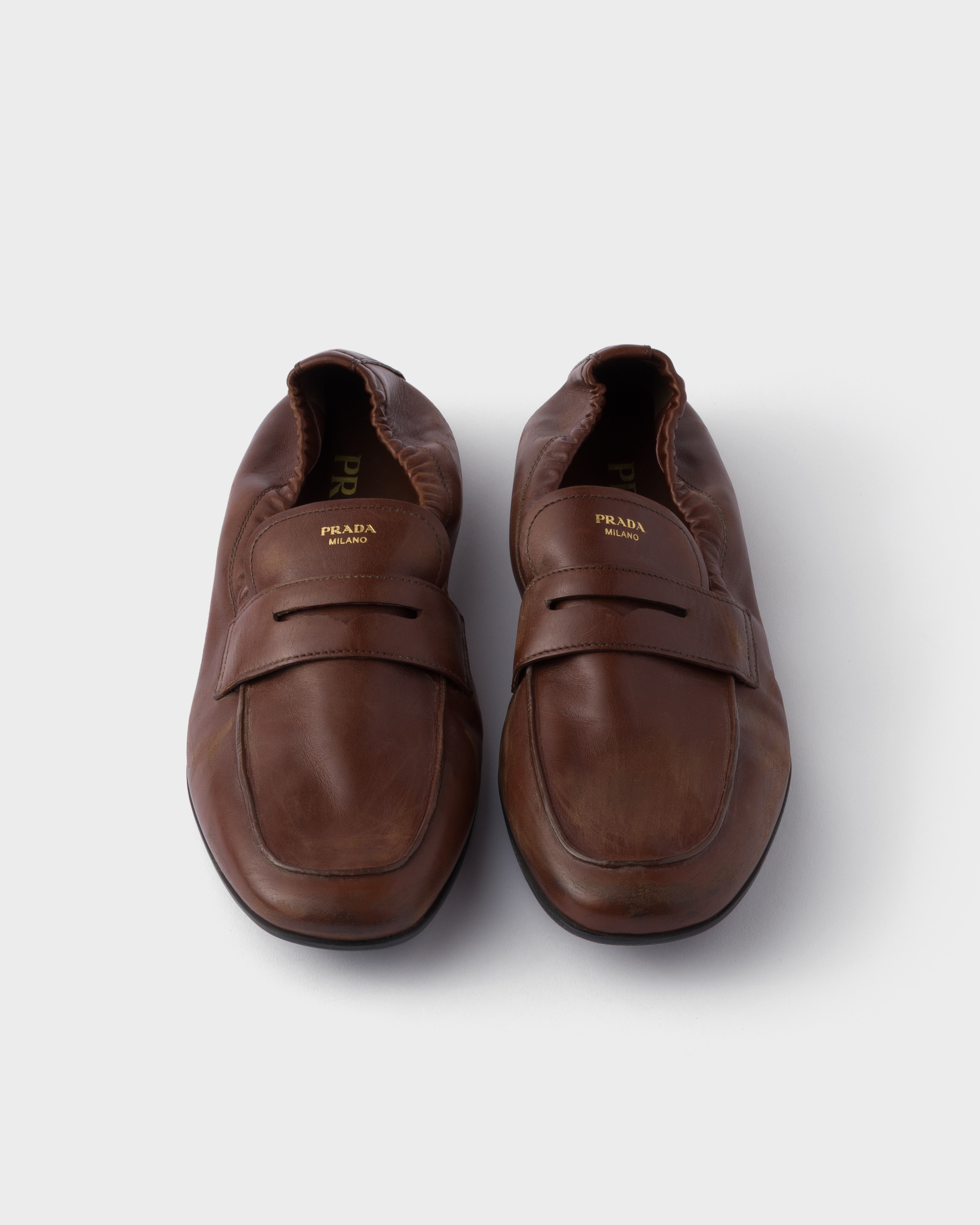 Mocassins shuffle en cuir effet vieilli PRADA Marron