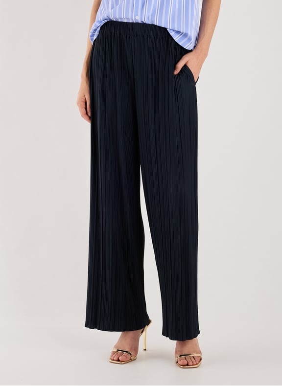 Pleated fluid pants Blue by SAMSOE SAMSOE SAMSOE SAMSOE Pleated fluid pants Blue