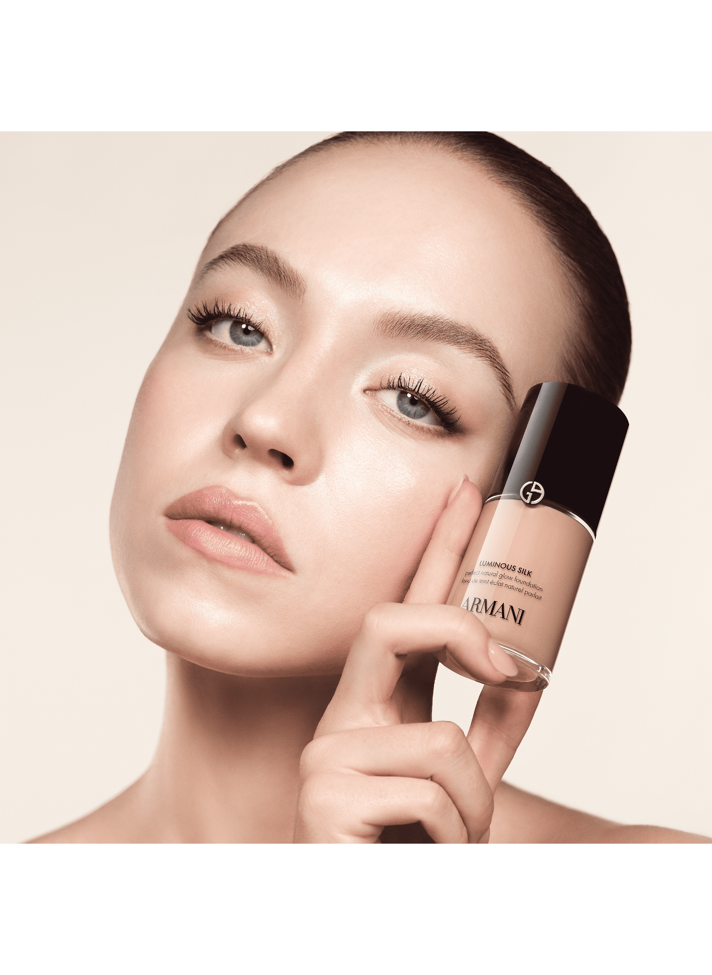 Luminous Silk Perfect Natural Glow Foundation ARMANI 4