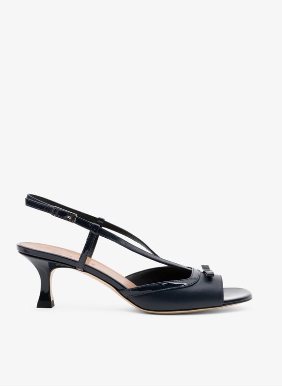 Sandales makya en nappa/vernis Bleu by PARALLELE PARALLELE Sandales makya en nappa/vernis Bleu