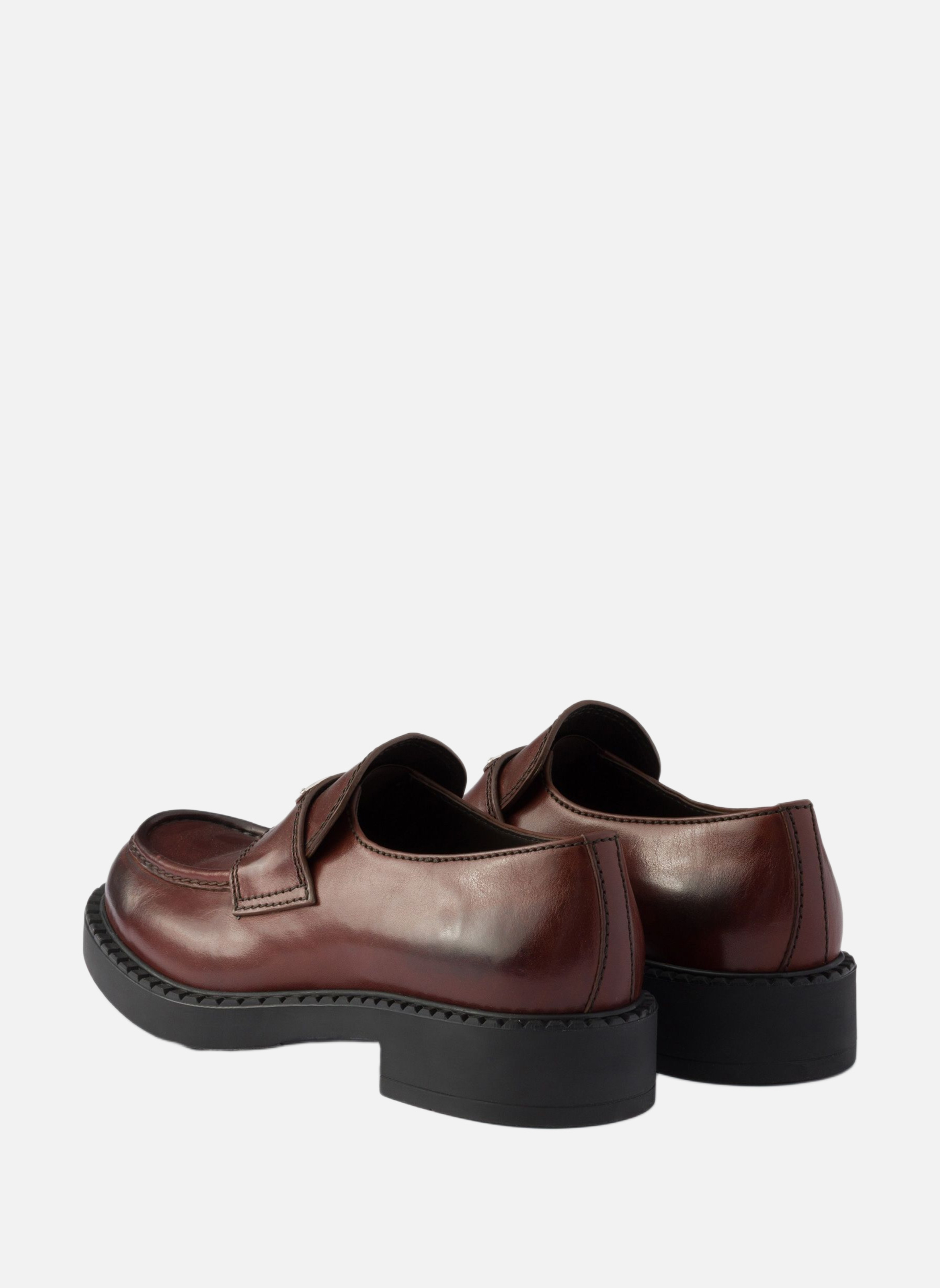 Mocassins en cuir vieilli PRADA Marron