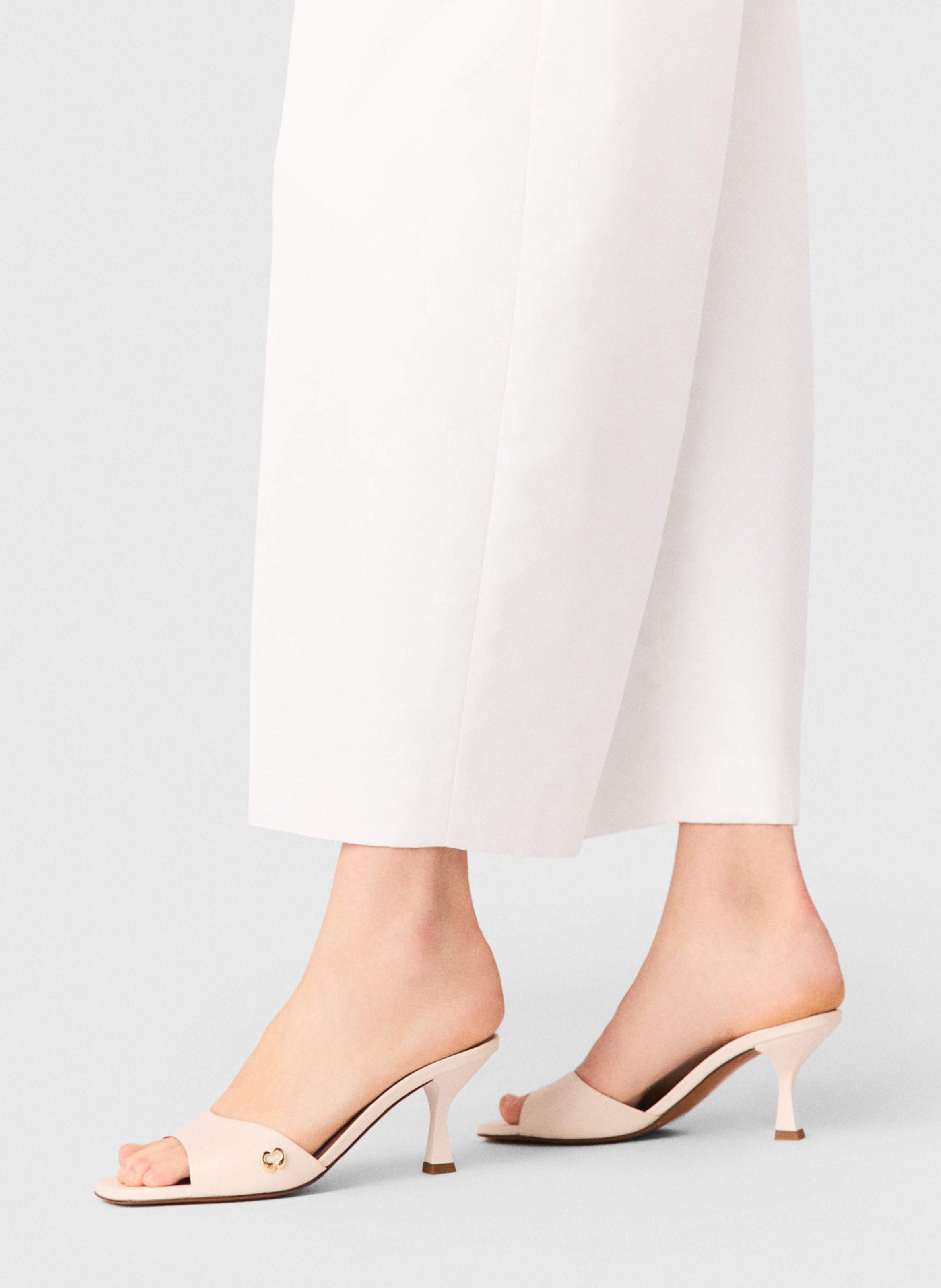 Mules à talons en cuir MAJE Blanc