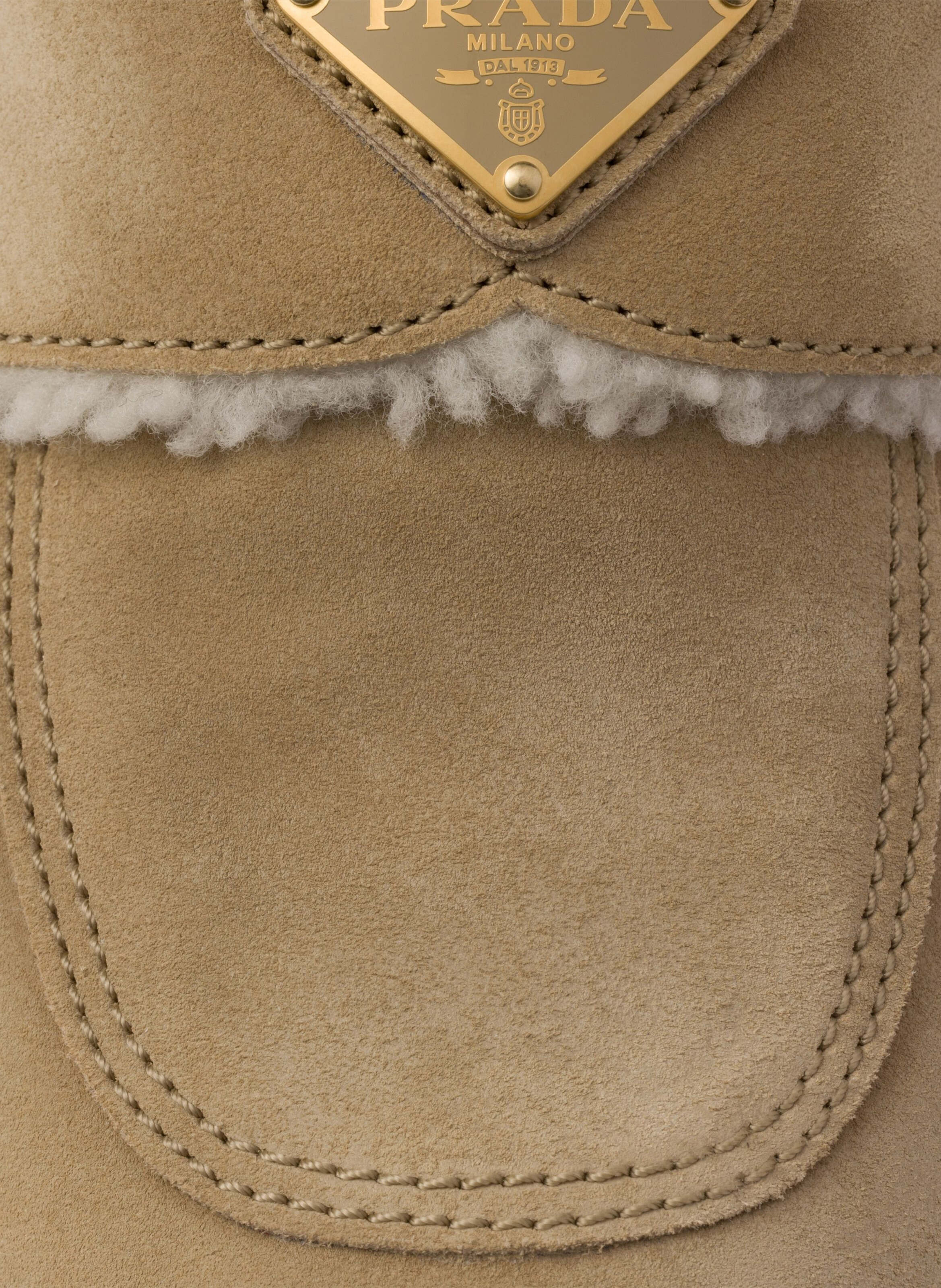 Pantoufles en veau velours et peau de mouton PRADA Beige