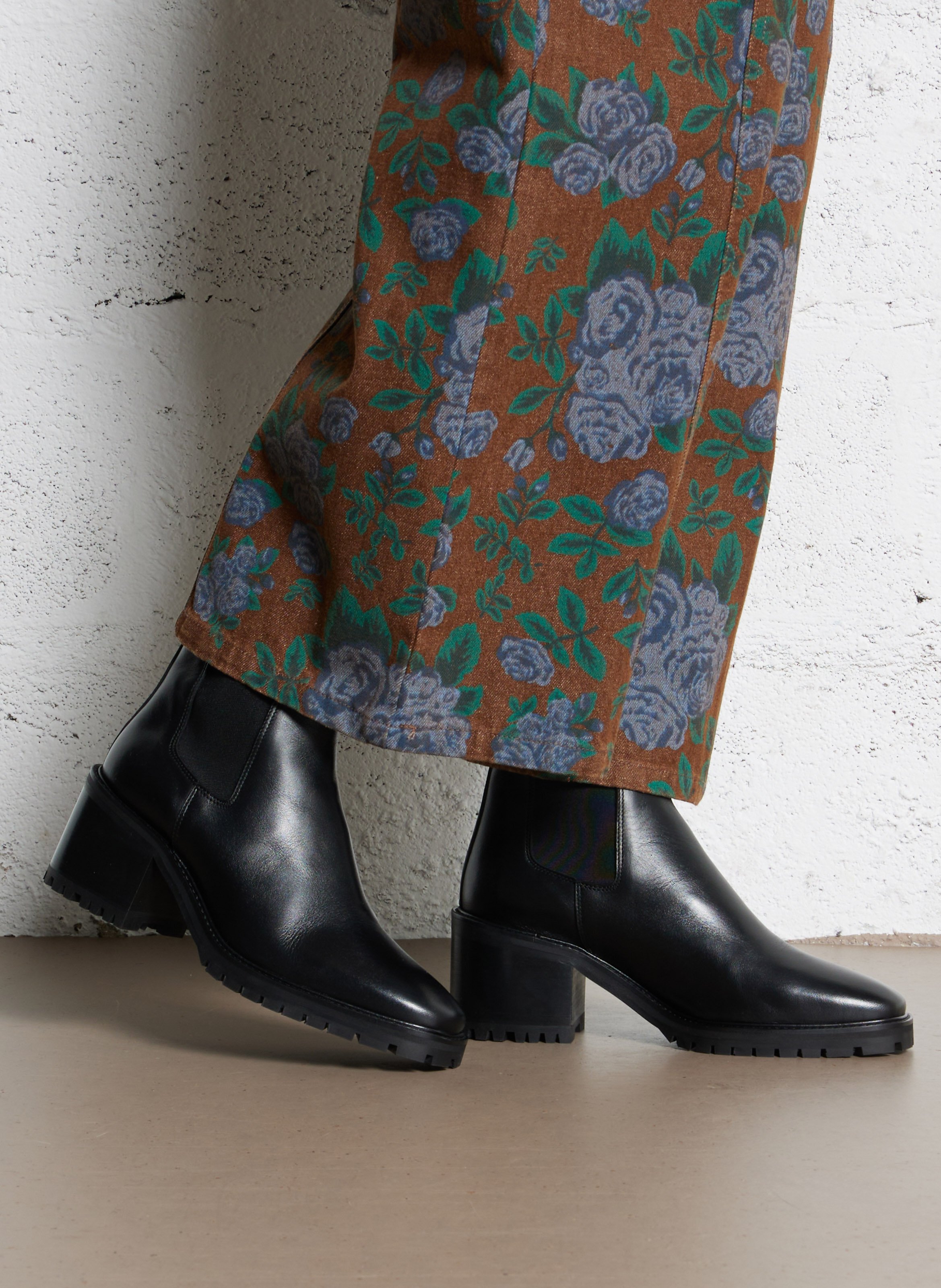 Bottines à talons en cuir n°559 RIVECOUR Noir