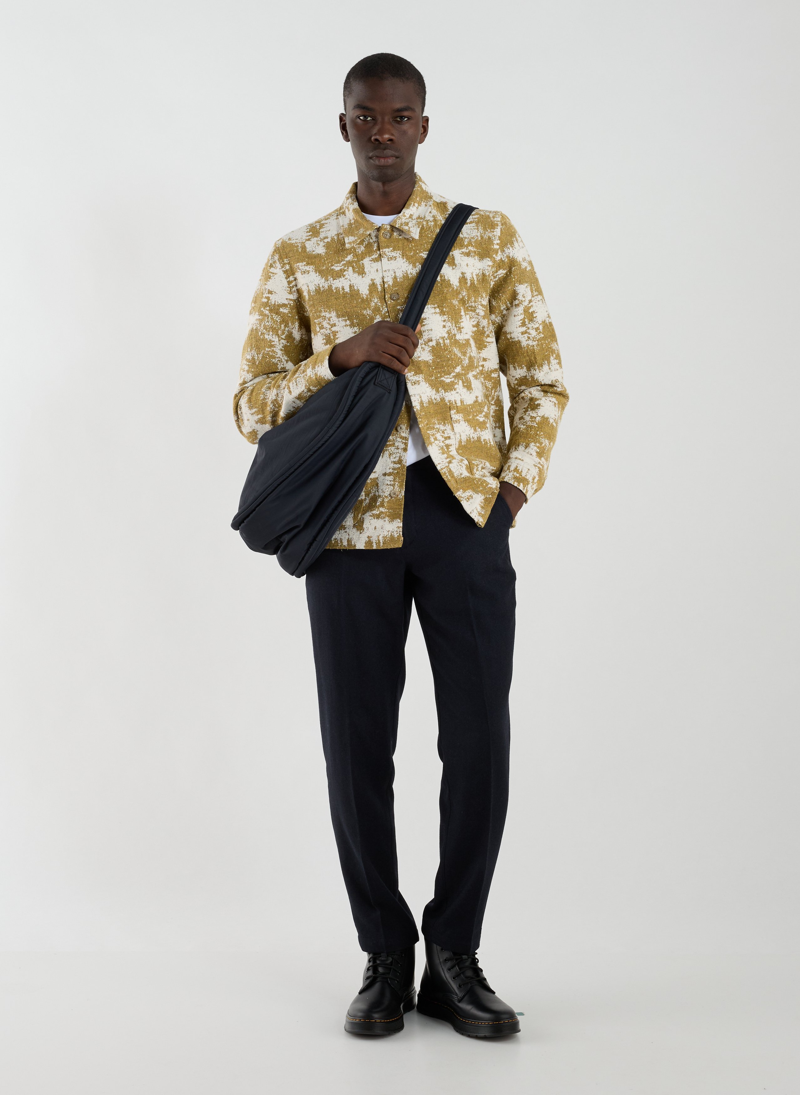 Sac à bandoulière Curve Half Moon  SANDQVIST Noir