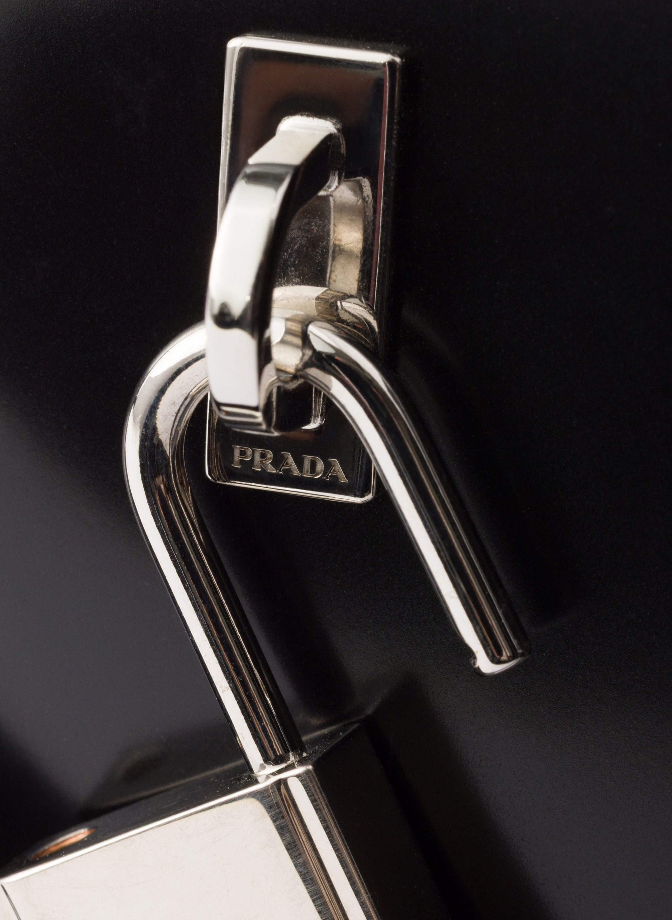 Mini pochette en cuir brossé PRADA Noir